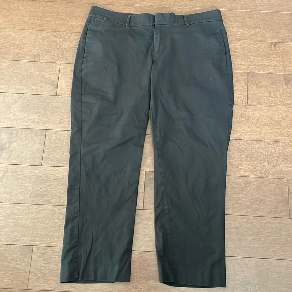 Old Navy Black cotton crop pants